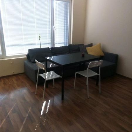 Cozy Apartament Naydenov Appartamento Burgas Esterno foto